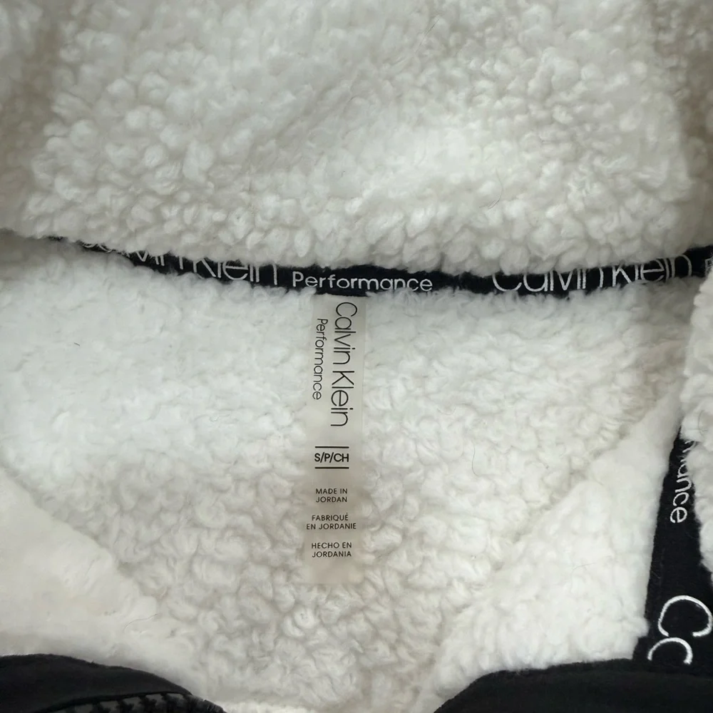 Calvin Klein Performance Teddy Jacket White & Black Zip Up Size Small